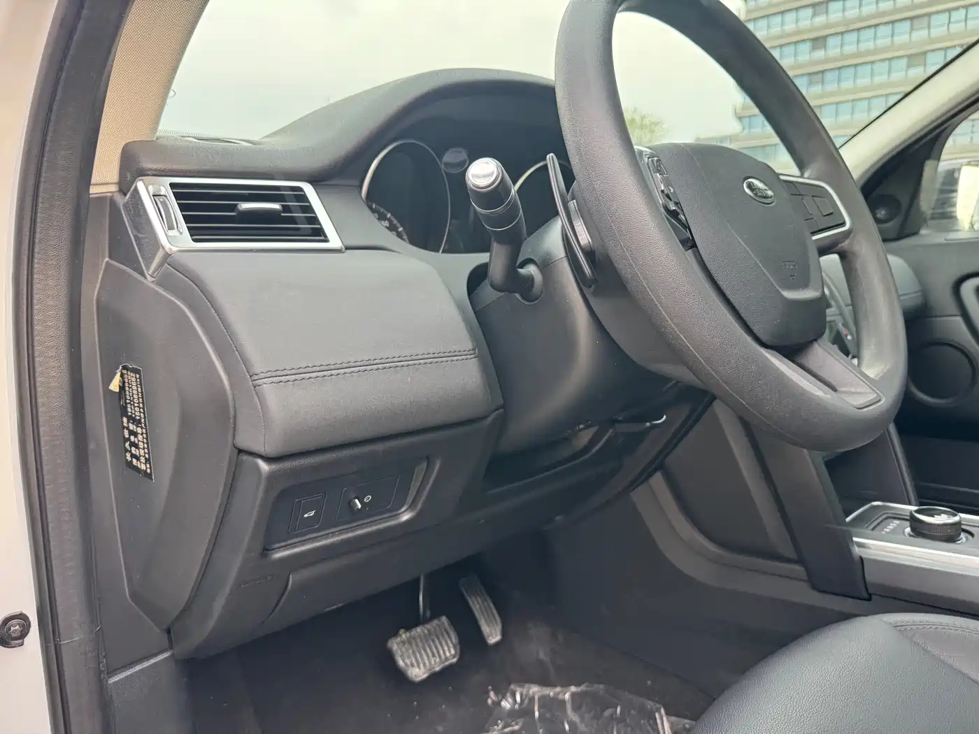 Land Rover Discovery Sport 2018 240PS PURE Edition фото 14