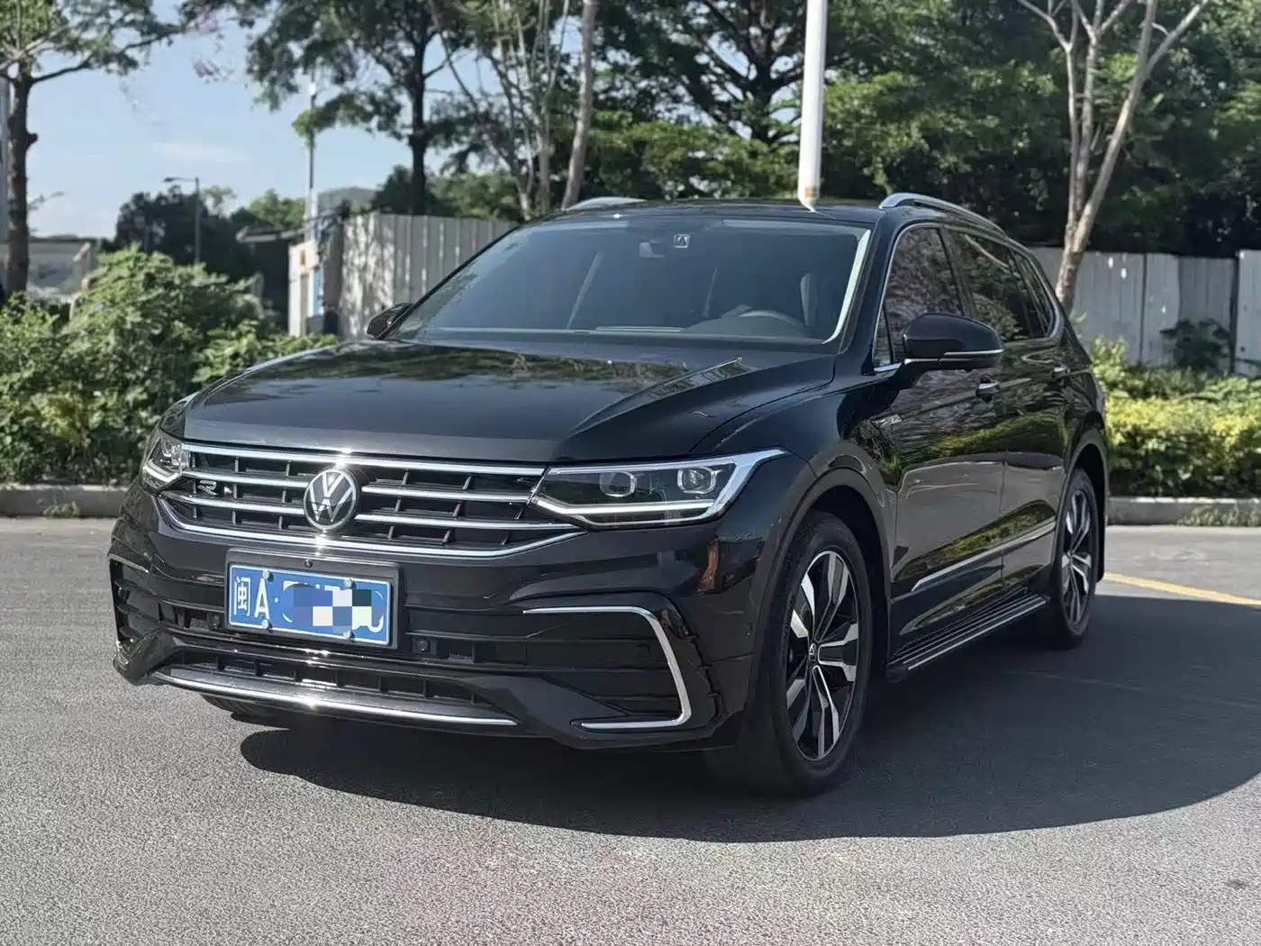 Volkswagen Tiguan L 2023 330TSI Auto 2WD R-Line Premium Edition