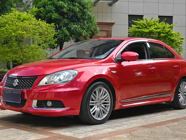 Suzuki Kizashi 2011 2.4L 2WD Sport Navigation Edition