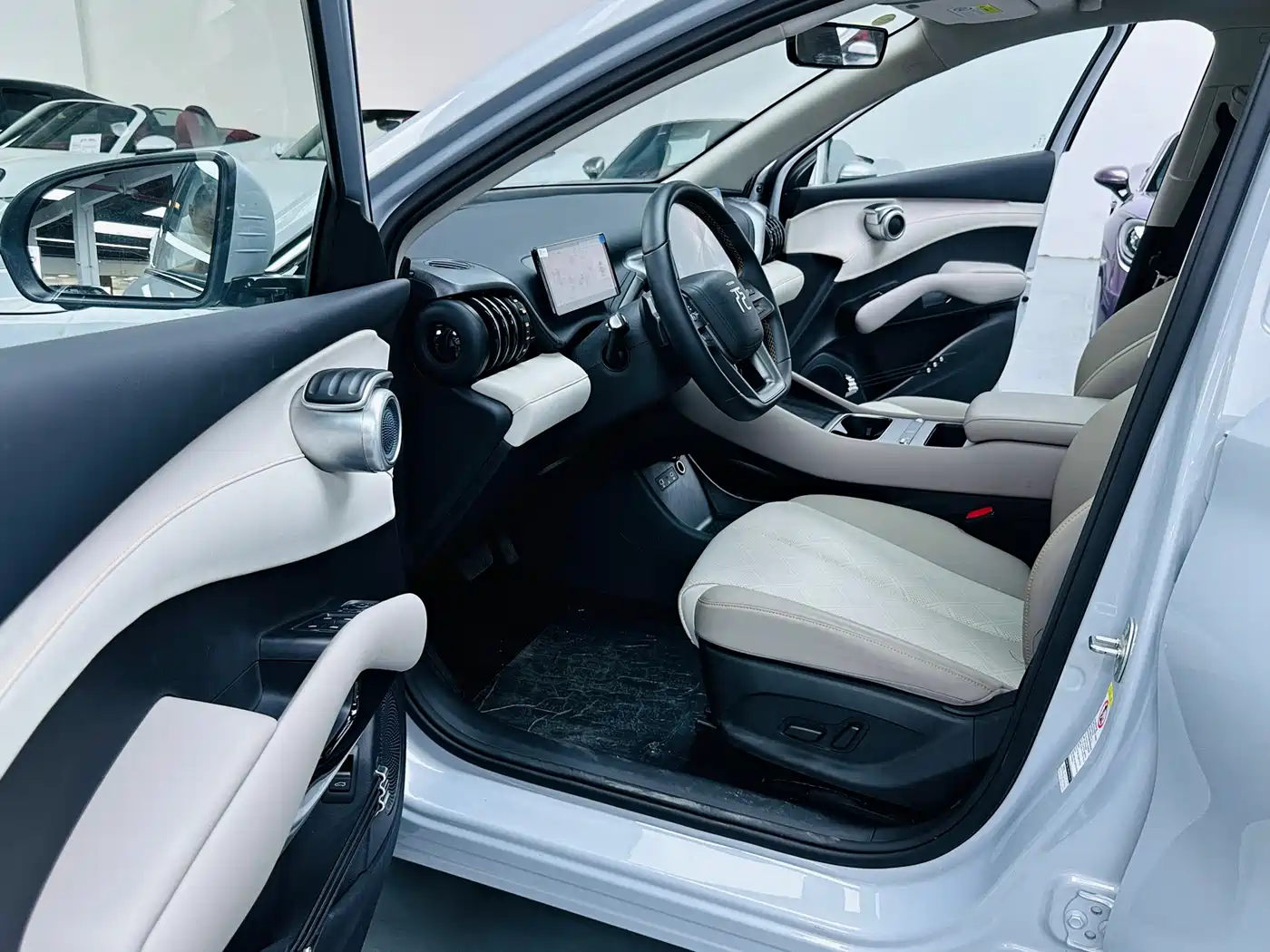 BYD Yuan PLUS 2025 Smart Drive 510KM Surpass Edition фото 4