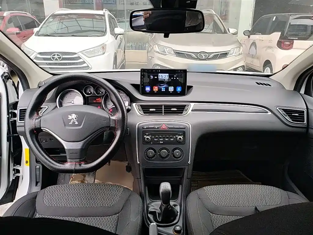 Peugeot 308 2014 Model Joy Edition Classic 1.6L Manual Superior Style фото 10