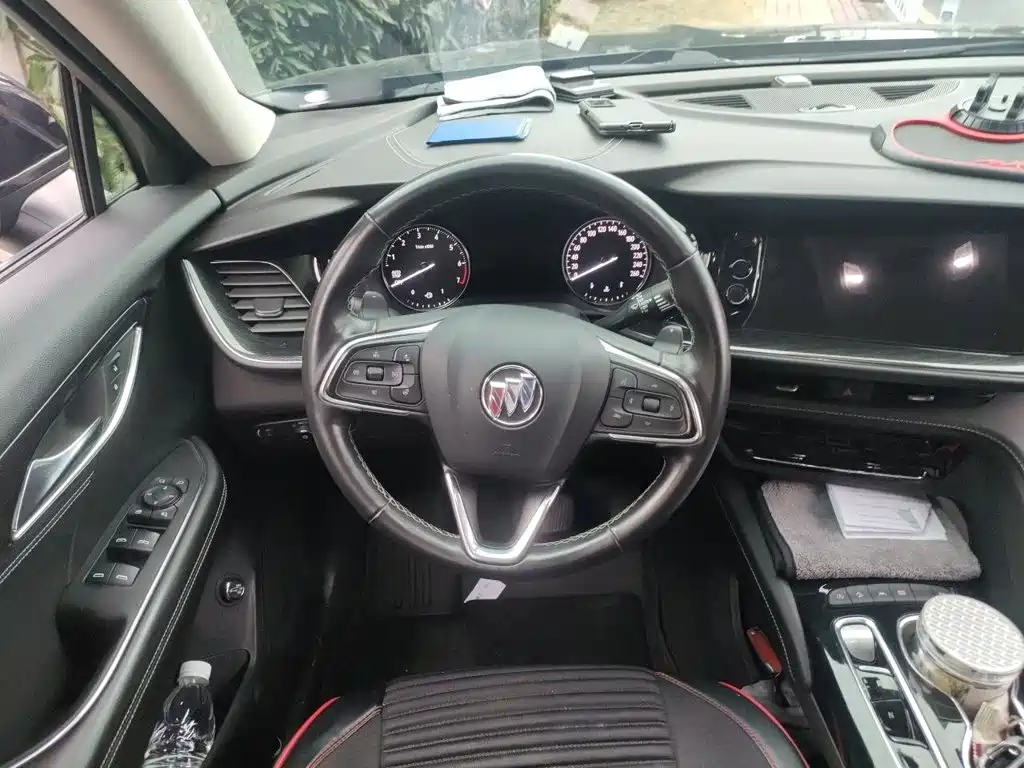 Фото 6 - Buick Envision Plus