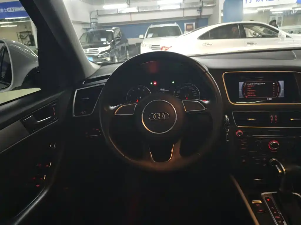 Audi Q5 2018 2017 Plus 40 TFSI Progressive