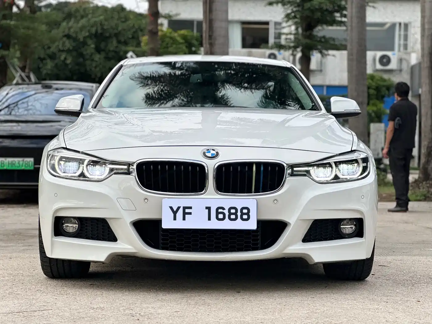 BMW 3 Series 2018 320Li Leading M Sport Package фото 2
