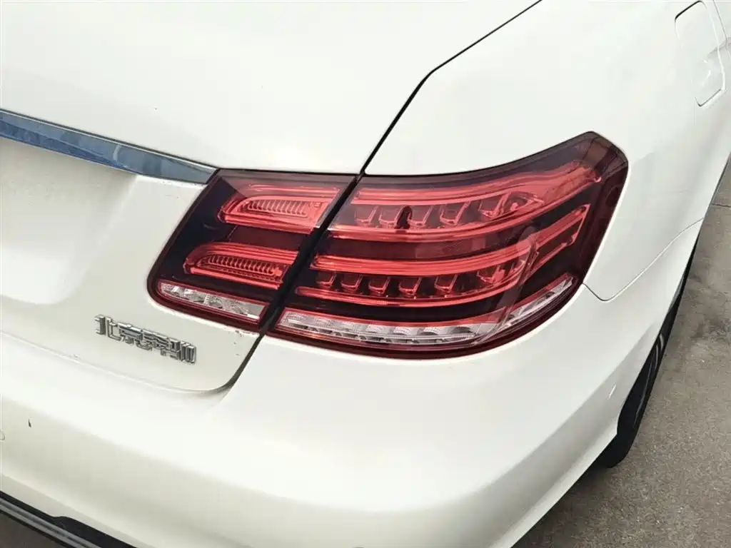 Mercedes-Benz E-Class 2015 Facelift E 260 L Sport фото 8