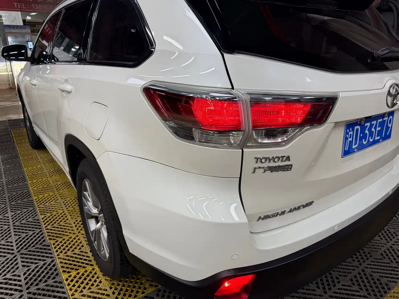 Photo 50 - Toyota Highlander