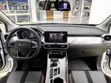 Фото 10 - Geely Coolray