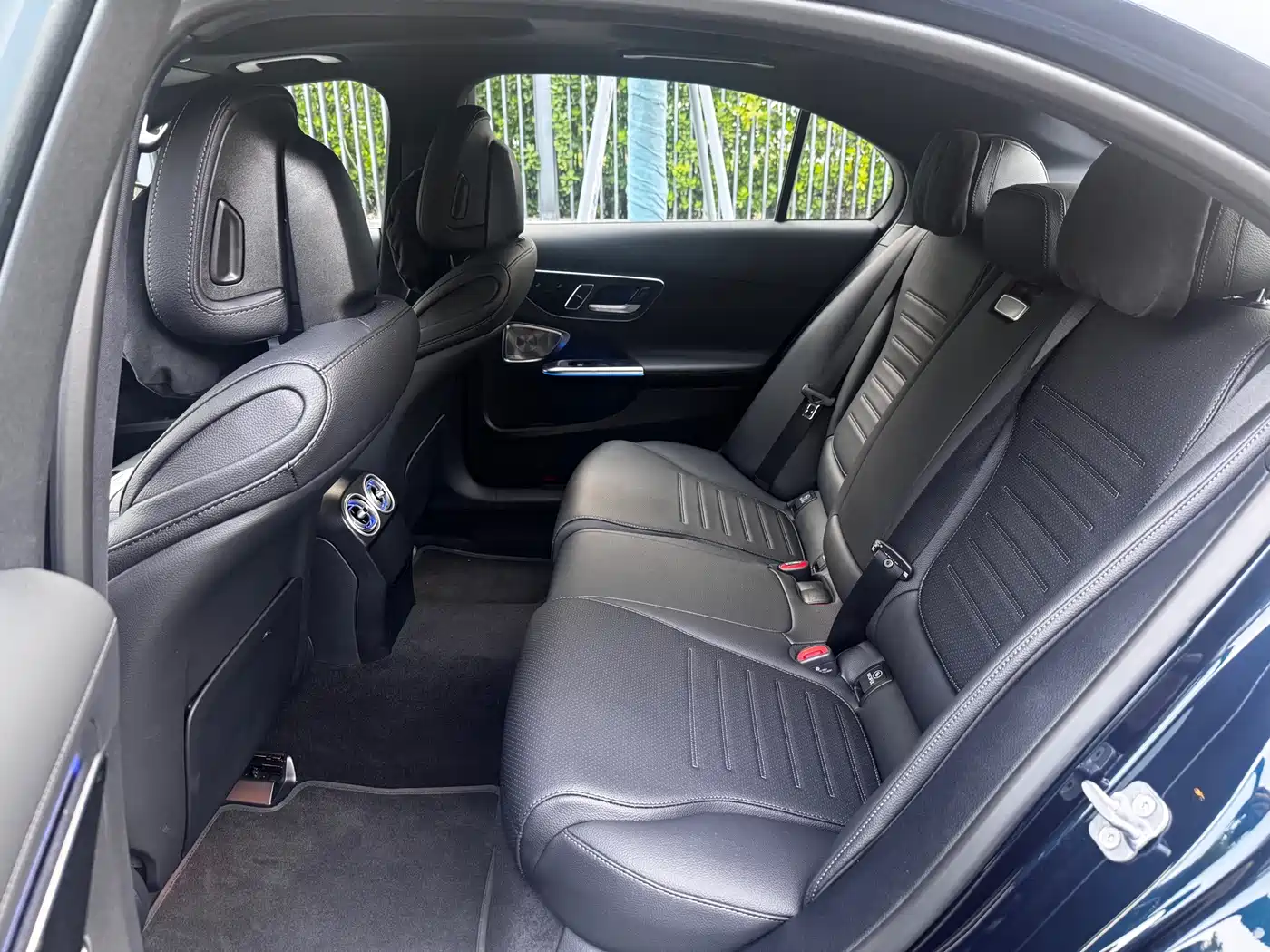 Mercedes-Benz C-Class 2025 2026 C 260 L Sport