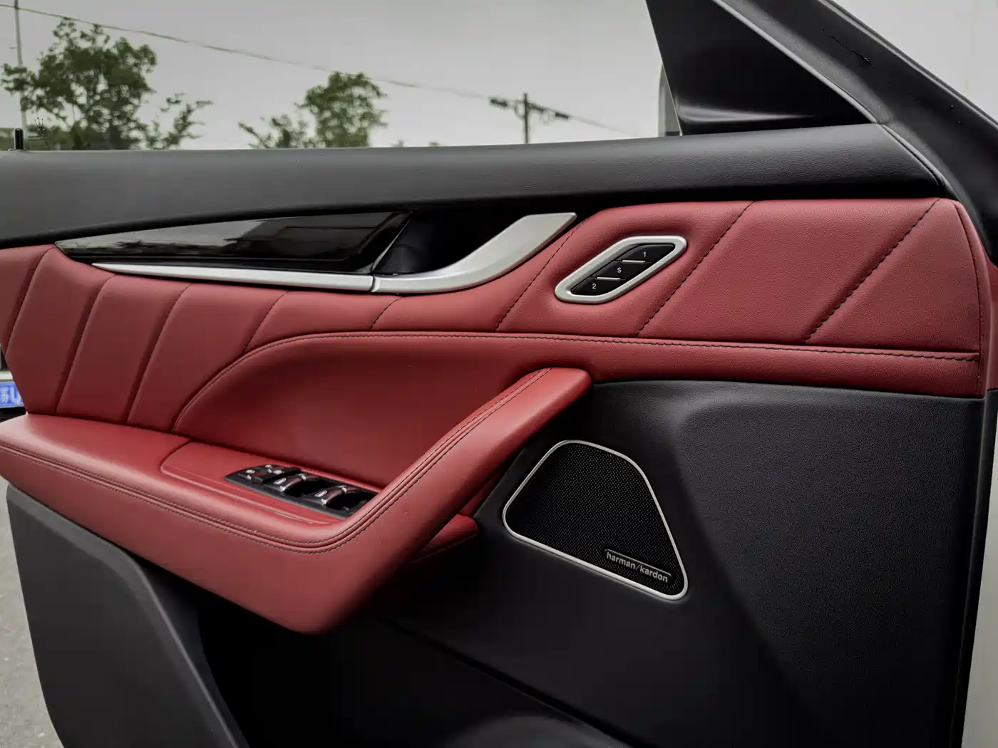 Maserati Levante 2022 3.0T Modena фото 15