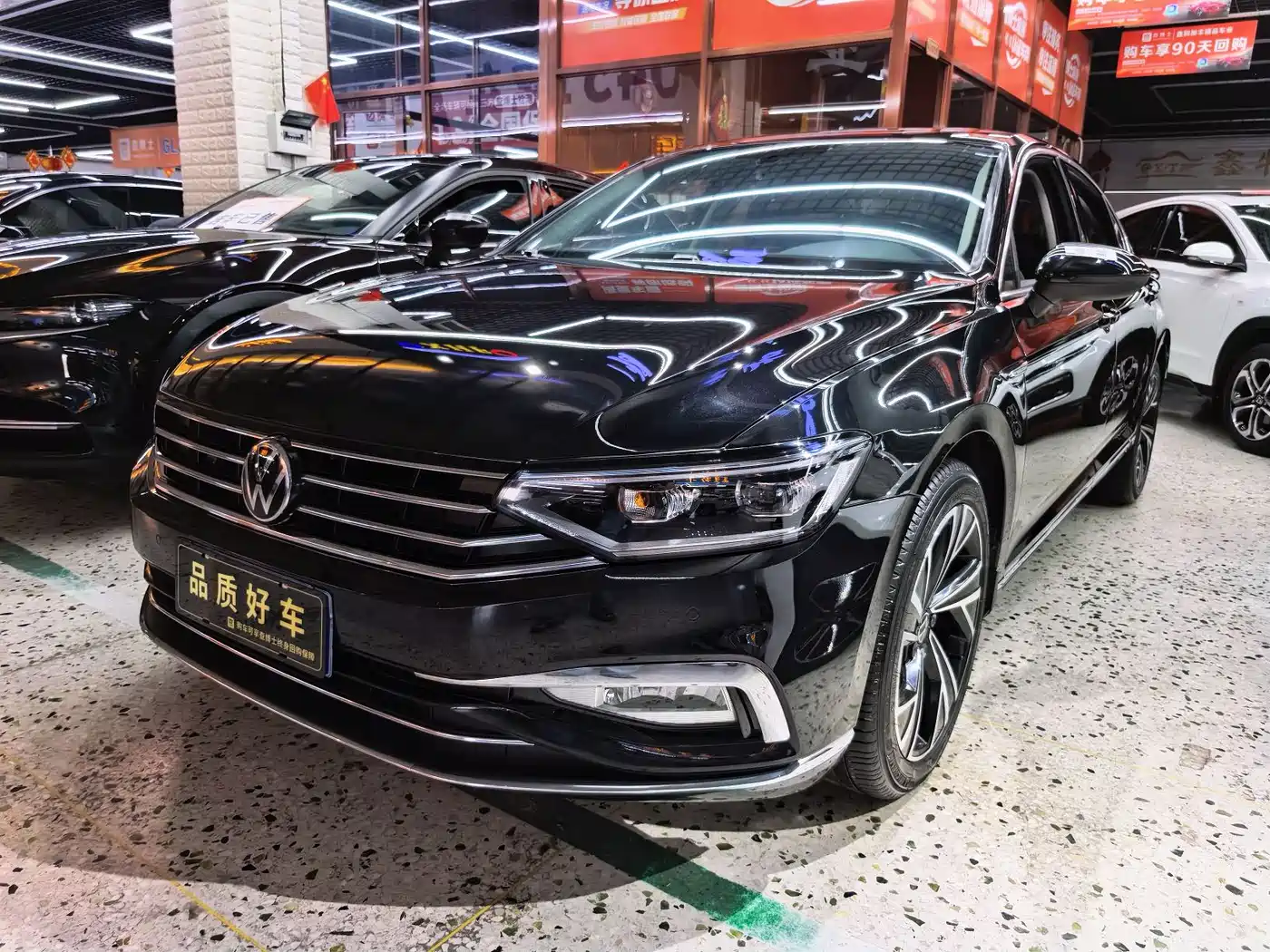 Volkswagen Magotan 2023 Model 2 Million Commemorative Edition 330TSI DSG Luxury