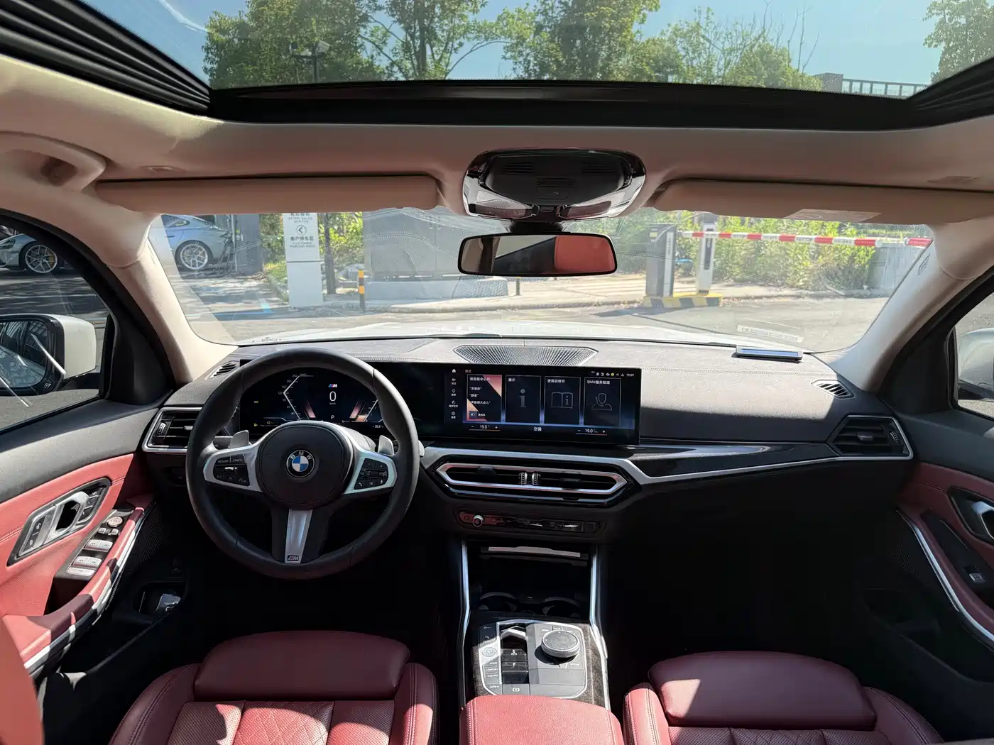 BMW 3 Series 2023 325Li M Sport Package фото 6