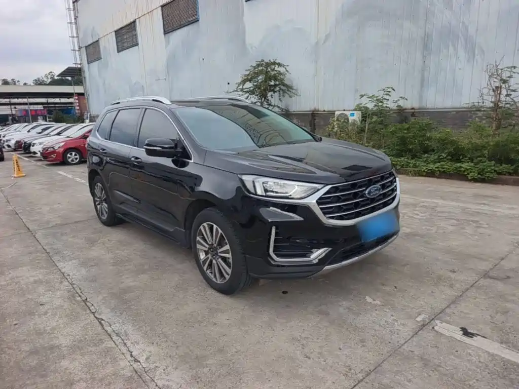 Ford Edge 2022 2021 PLUS EcoBoost 245 FWD Platinum Sharp 5-seater