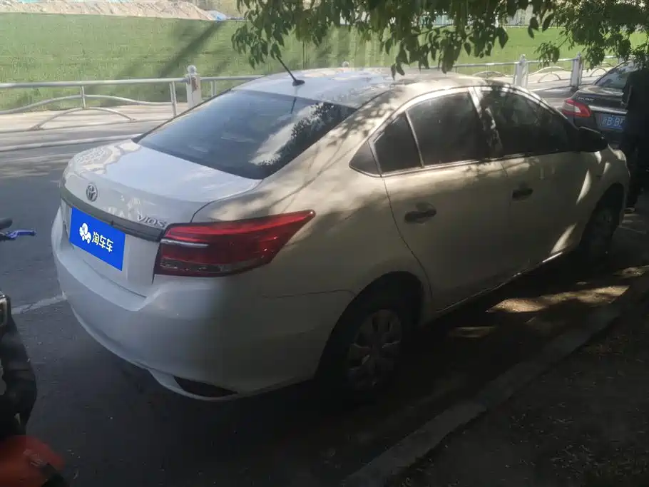 Toyota Vios 2017 1.3L Manual Advance фото 3