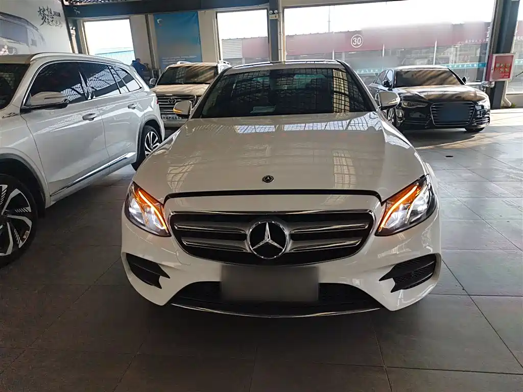 Mercedes-Benz E-Class 2016 E 200 L Sport Type фото 3