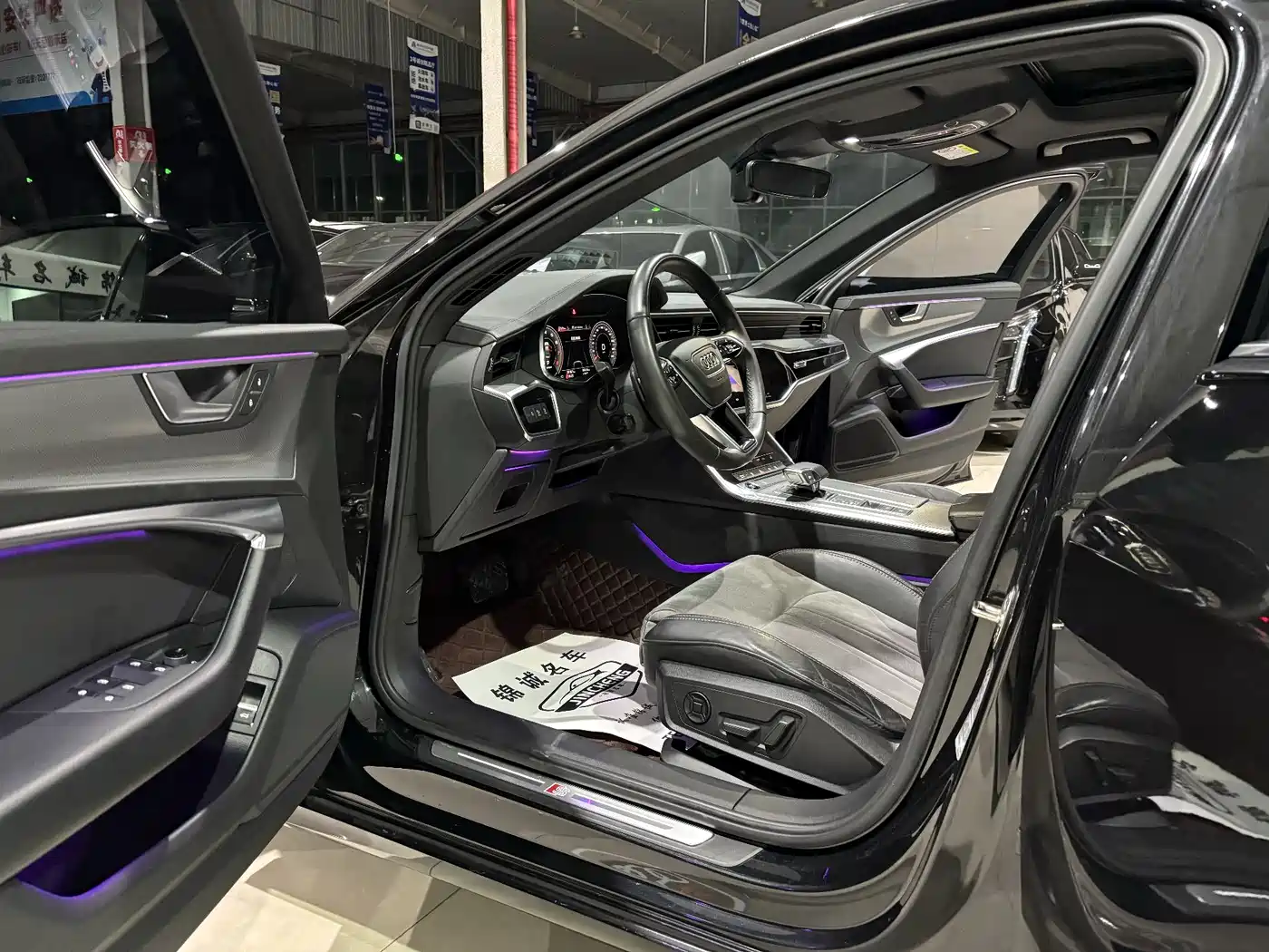 Audi A6L 2021 45 TFSI Exclusive Sport фото 9