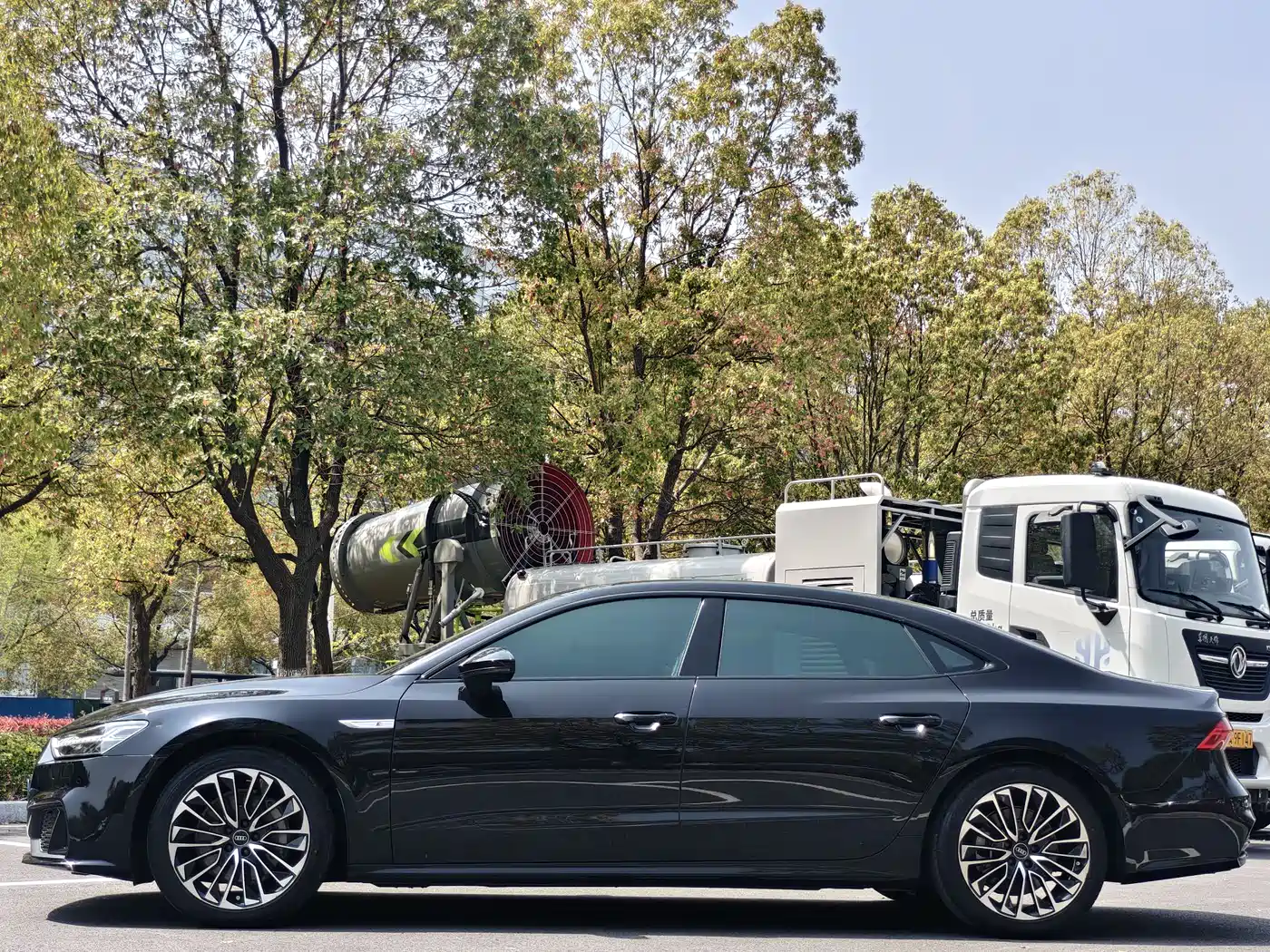 Audi A7L 2022 45 TFSI quattro S-line Vision Gloss Black Package фото 9