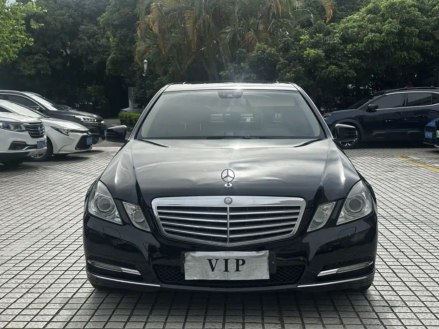 Mercedes-Benz E-Class 2011 2011 E 200 L CGI Elegance