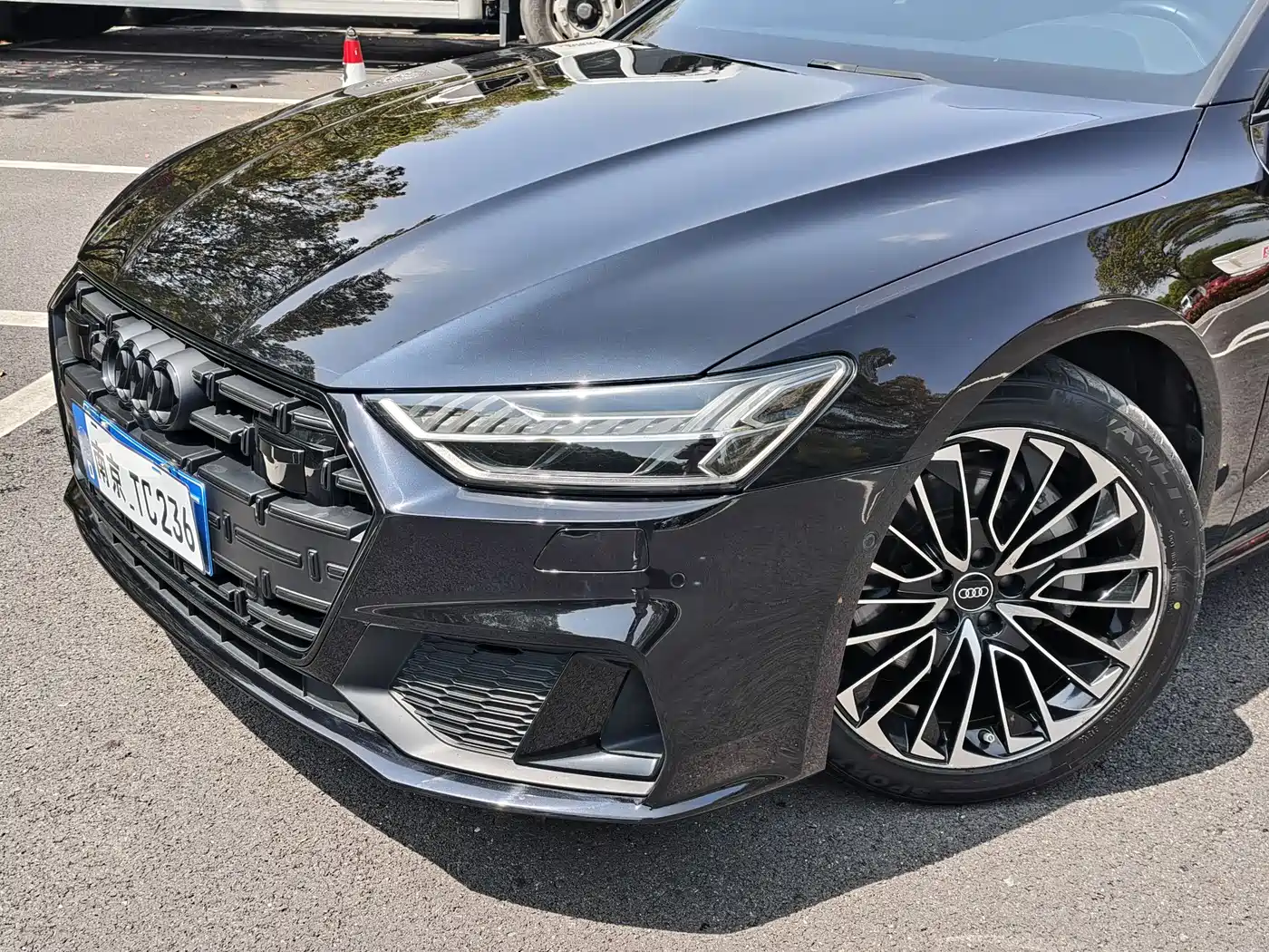 Audi A7L 2022 45 TFSI quattro S-line Vision Gloss Black Package фото 3