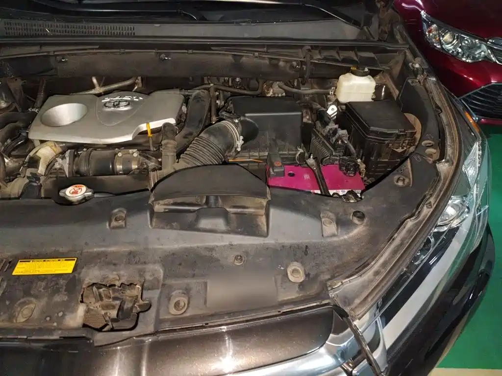 Toyota Highlander 2018 2.0T 4WD Premium 7-seater (China V) фото 22