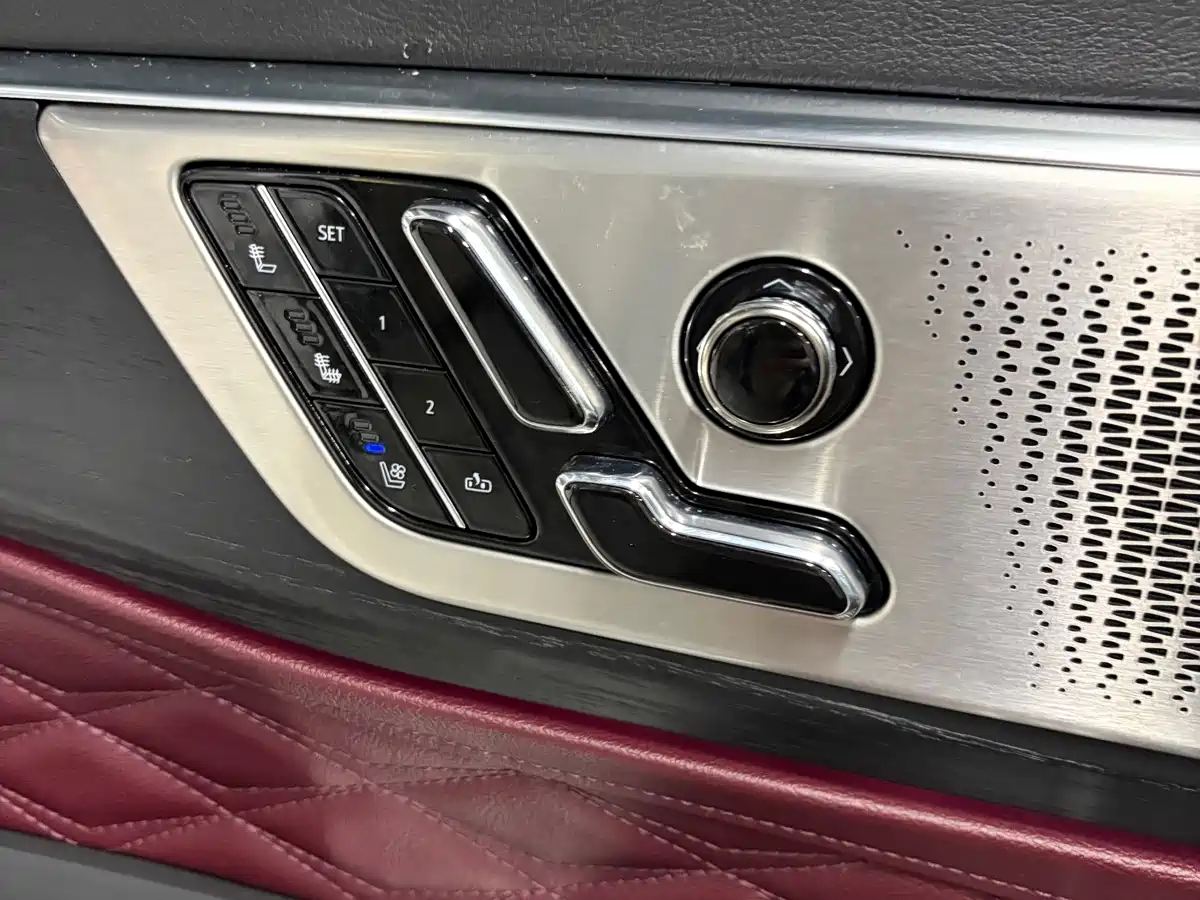 Cadillac CT6 2024 2023 28T Premium Model