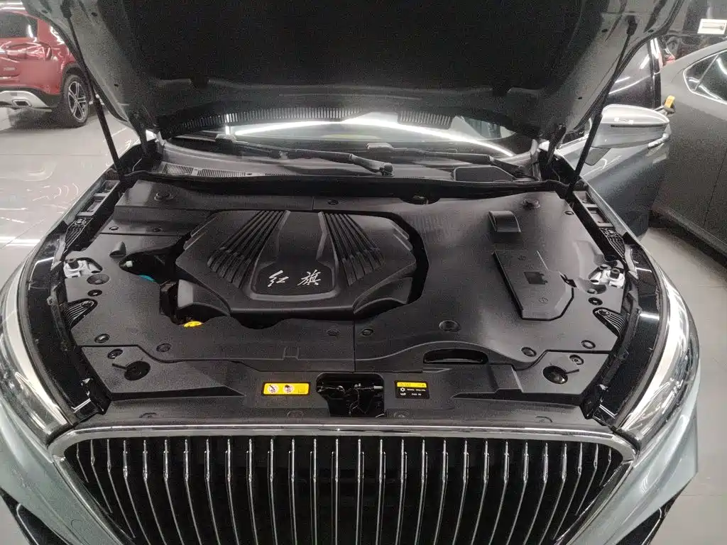 Hongqi H5 2018 2018 30TD Smart Connected Royal Edition