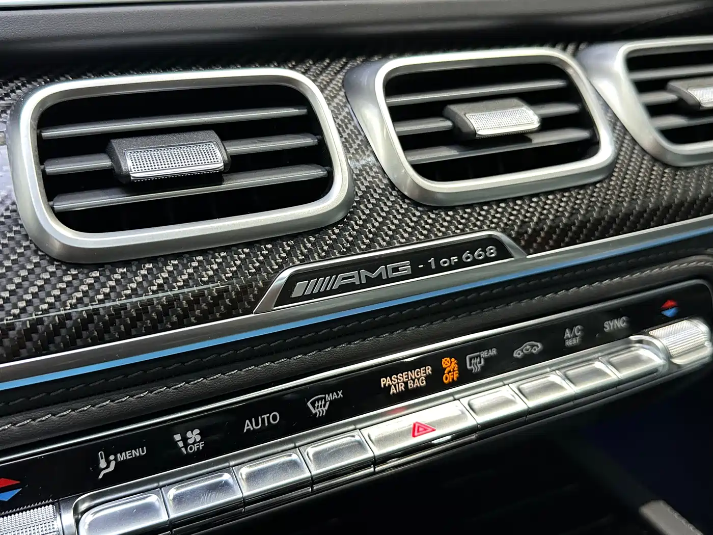Mercedes-Benz GLS AMG 2024 AMG GLS 63 4MATIC+ фото 23