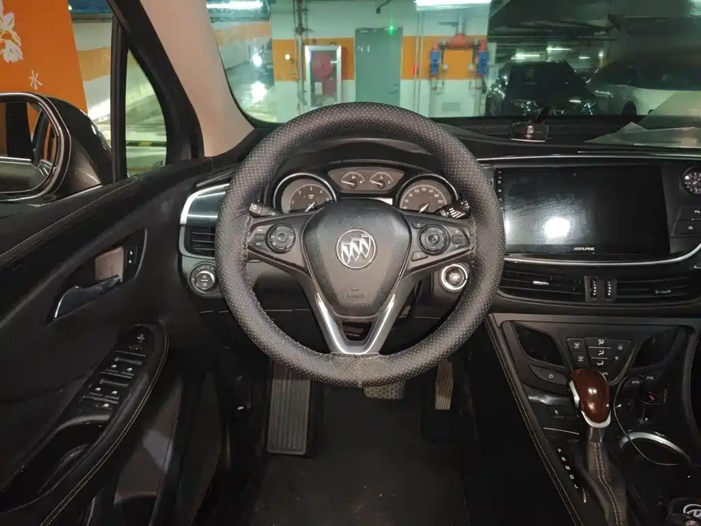 Фото 3 - Buick Envision Plus