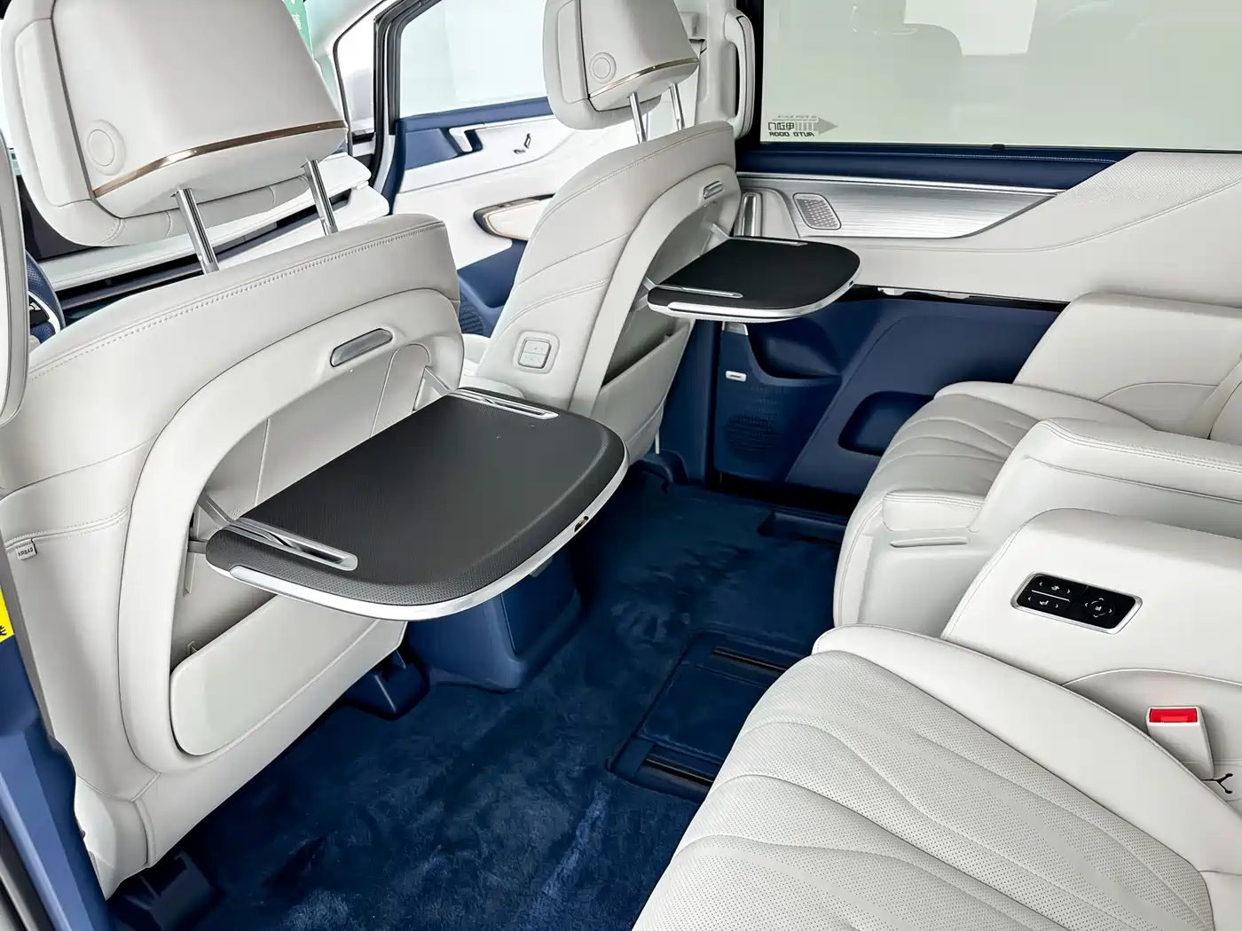 Buick GL8 New Energy 2024 Landglory Luxury Edition 7-Seater фото 8