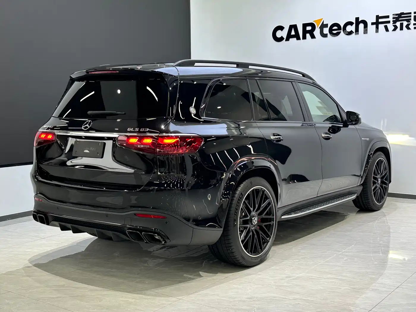 Mercedes-Benz GLS AMG 2024 AMG GLS 63 4MATIC+ фото 7