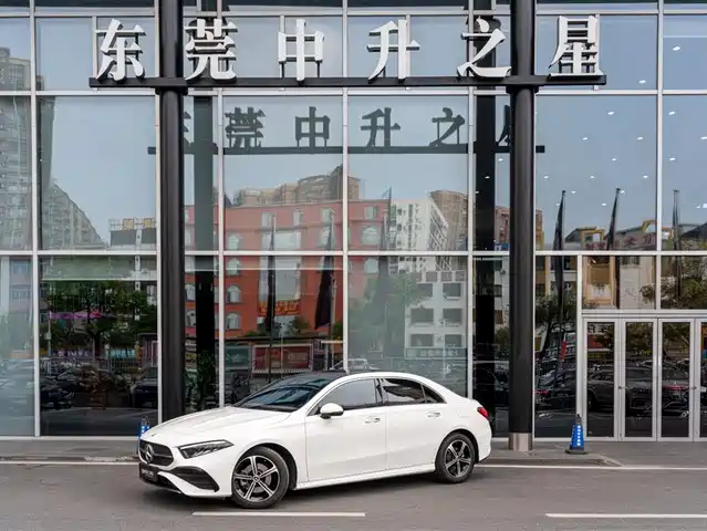 MERCEDES-BENZ A CLASS