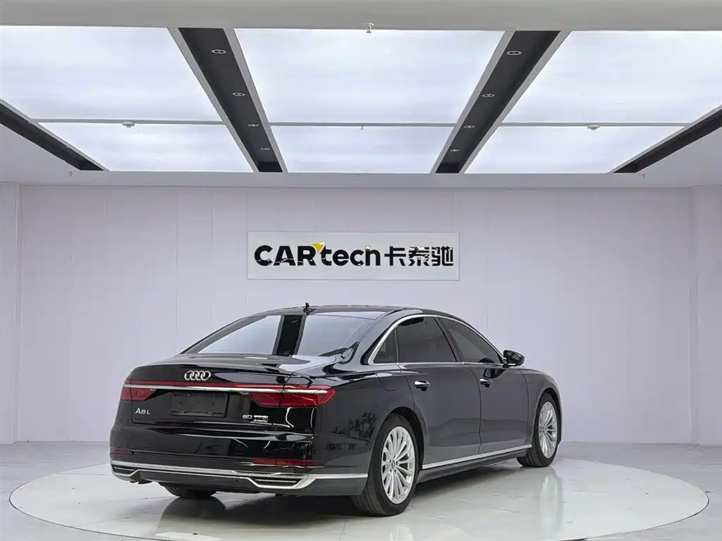Audi A8 2019 Facelift Plus A8L 50 TFSI quattro Comfort фото 5