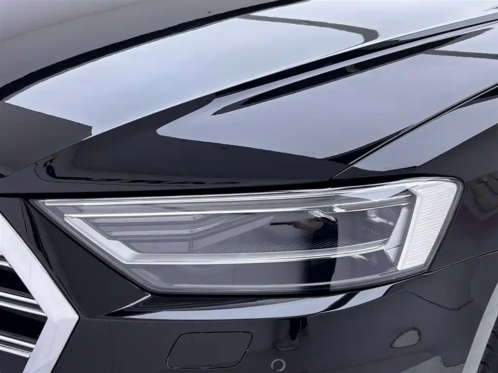 Audi A8 2019 Facelift Plus A8L 50 TFSI quattro Comfort фото 13