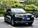Фото 3 - Volkswagen Touareg