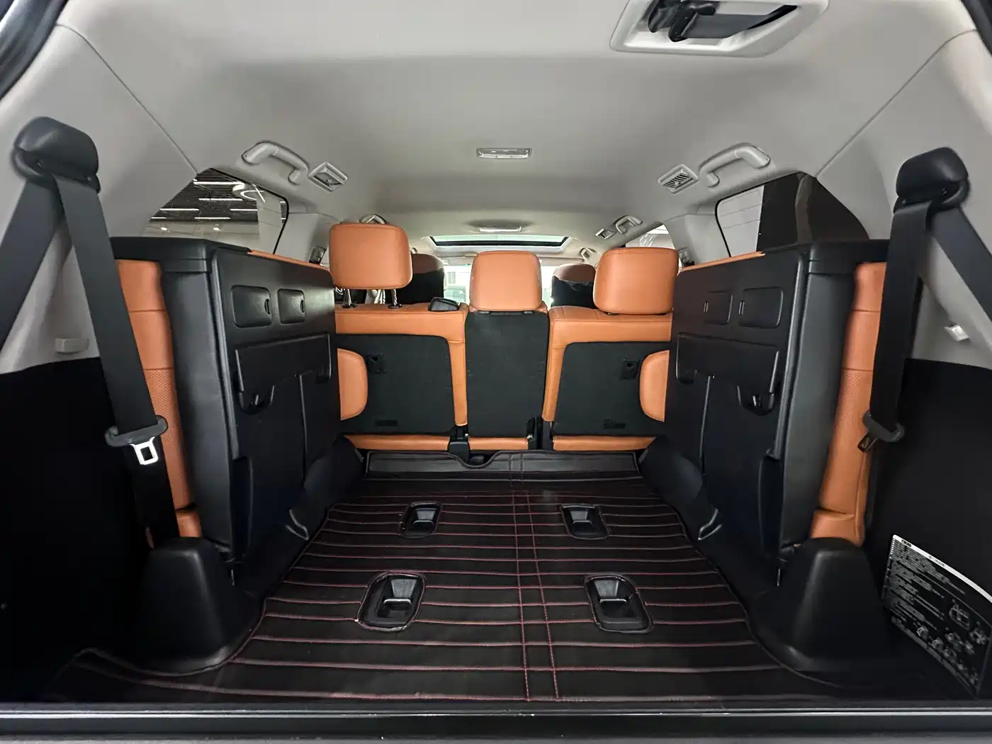 Lexus LX 2016 570 Luxury Premium Edition фото 13