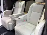 Фото 8 - Li Auto MEGA