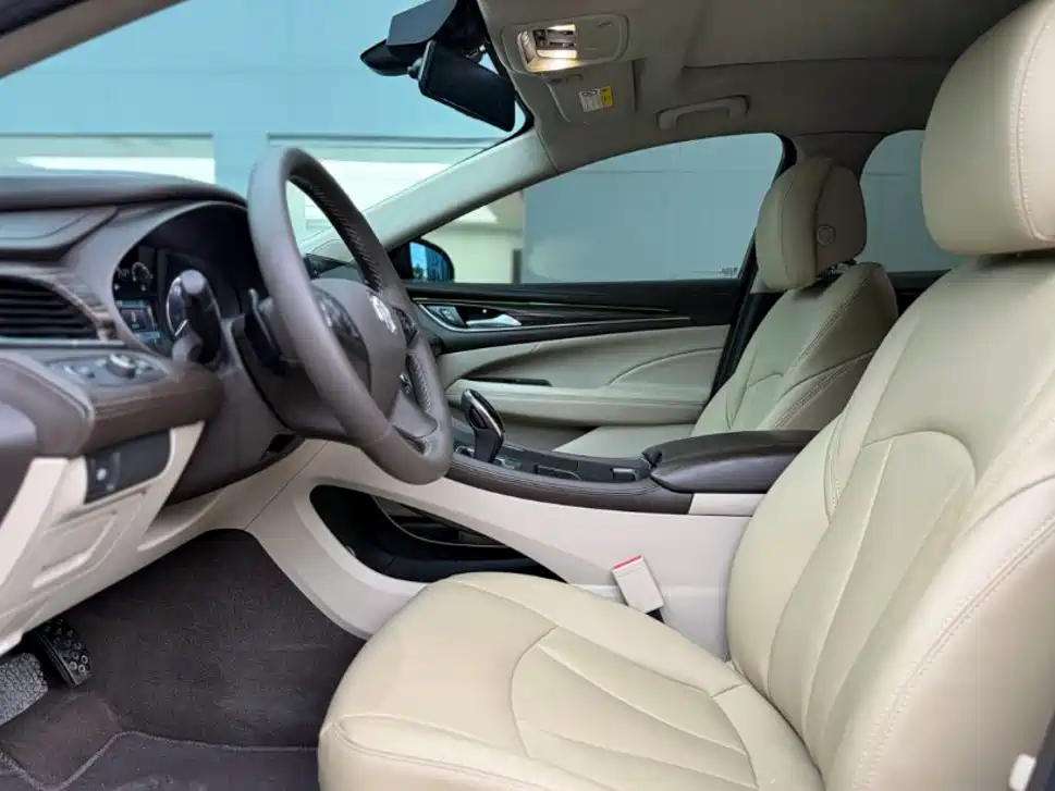 Фото 6 - Buick LaCrosse