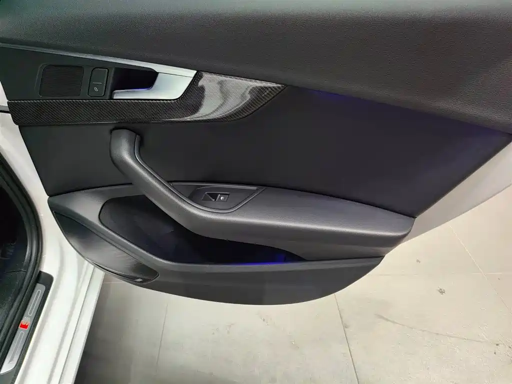 Audi A4L 2019 40 TFSI Fashion (China VI) фото 21