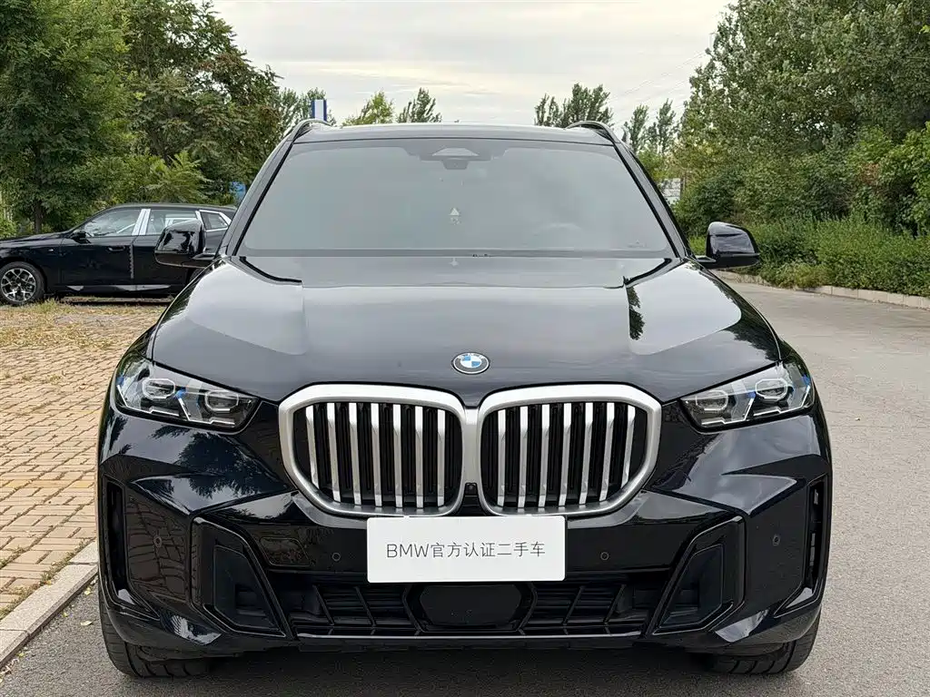 BMW X5 2026 2025 Model xDrive 40Li Exclusive M Sport Blackout Package