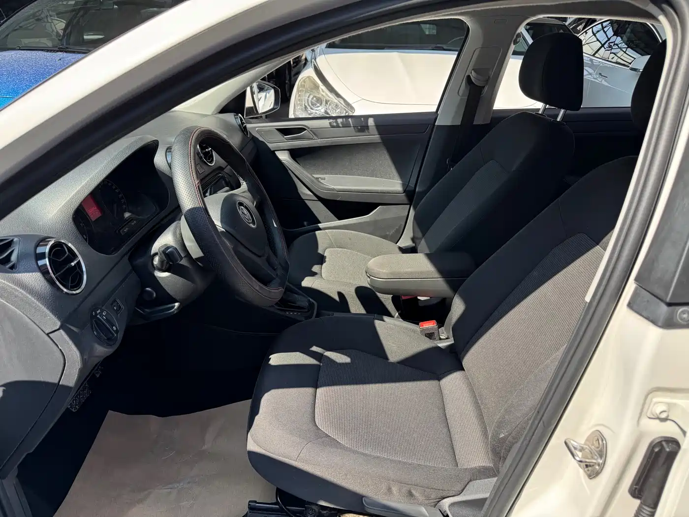 Volkswagen Jetta 2017 1.5L Automatic Fashion фото 5