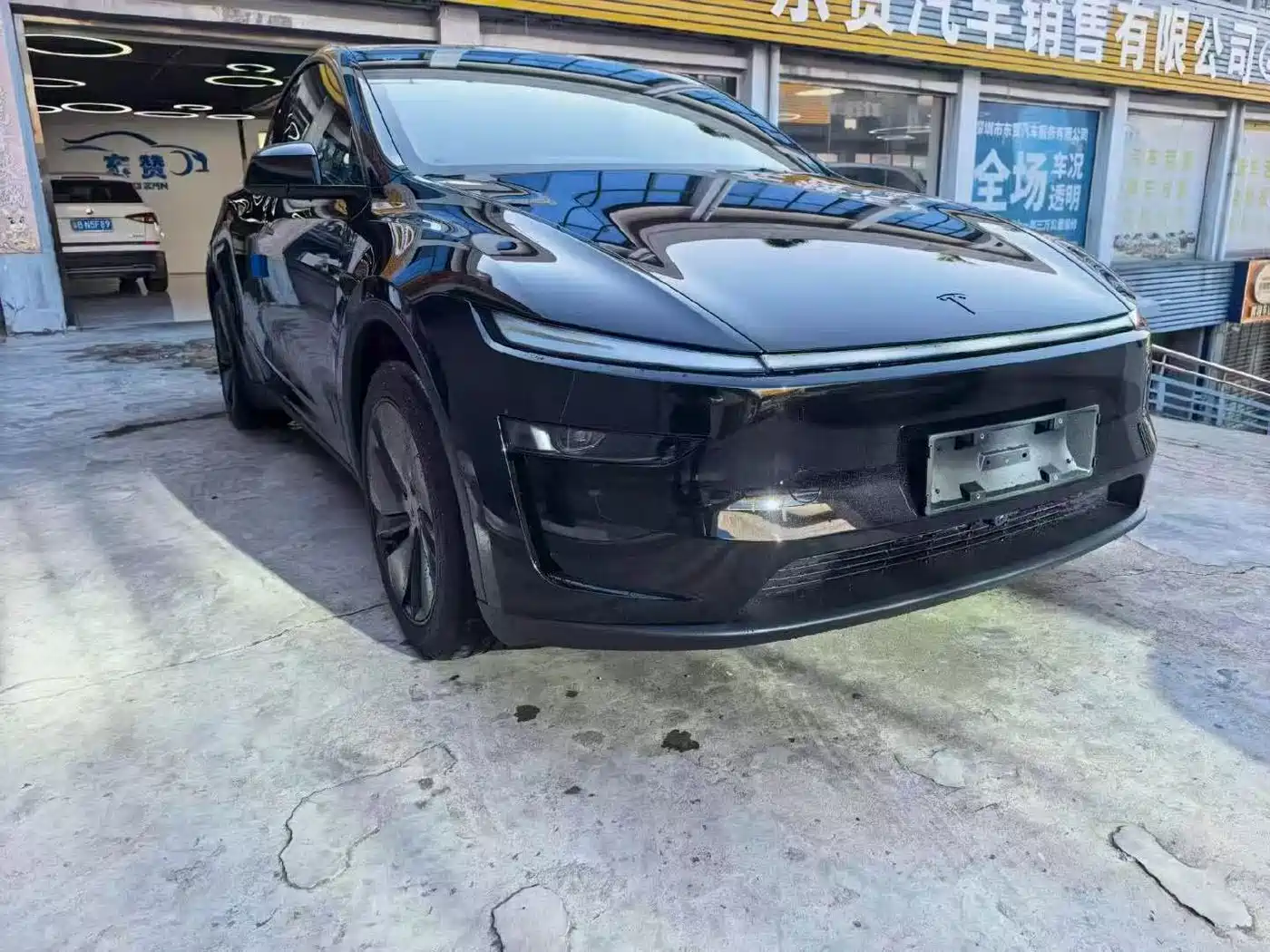 Tesla Model Y 2026 2026 Rear-Wheel Drive
