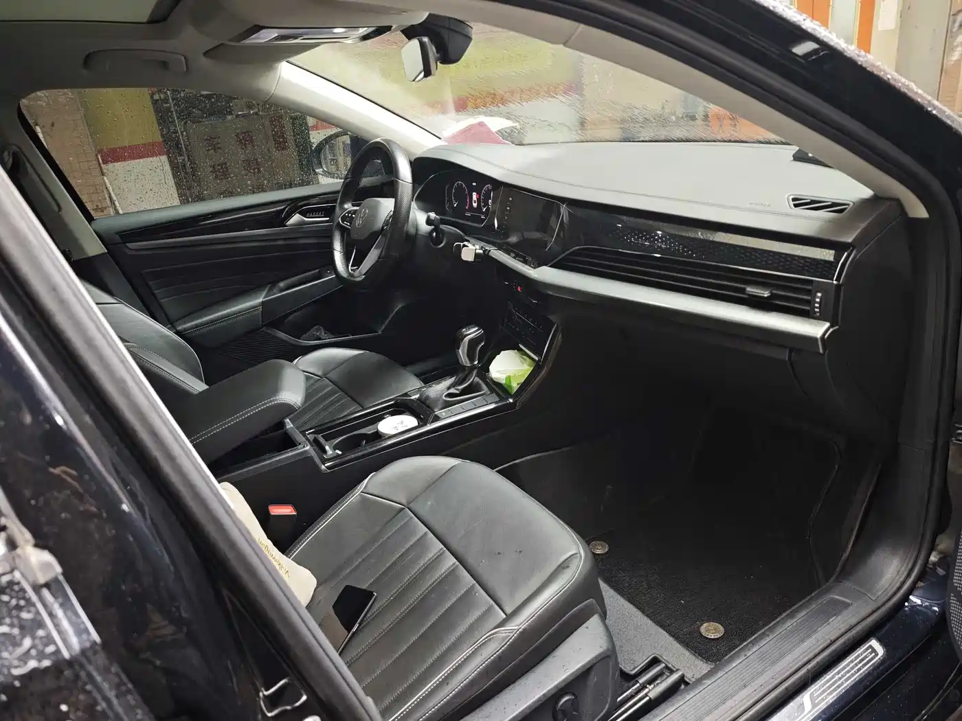 Volkswagen Passat 2023 Facelift 330TSI Elite Edition фото 13