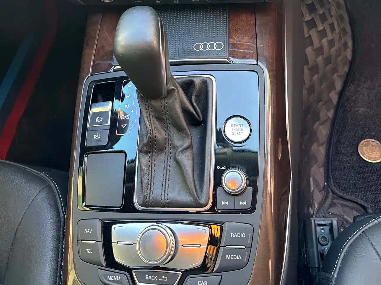 Audi A6L 2018 30th Anniversary 30 FSI Style фото 10