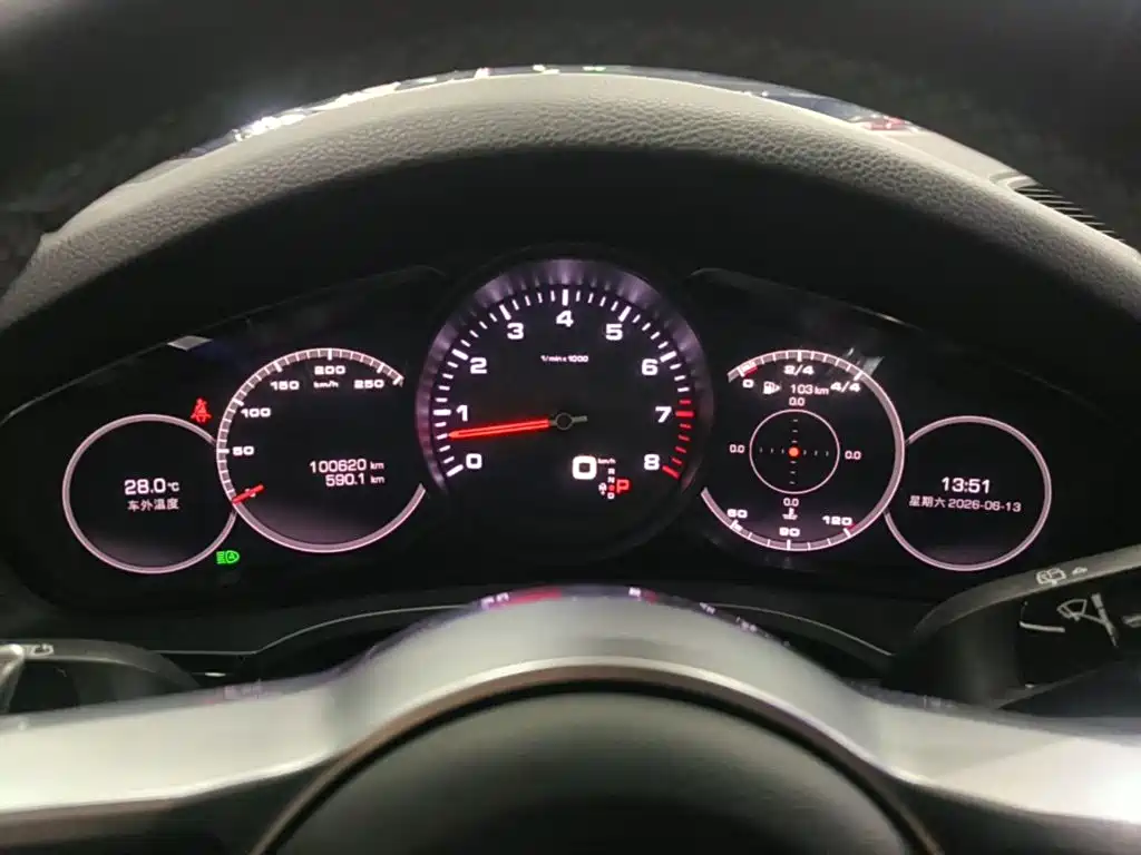 PORSCHE CAYENNE