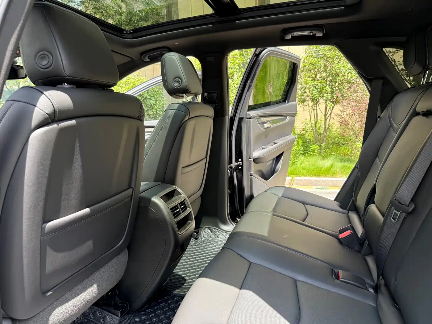 Cadillac XT5 2024 2024 2.0T AWD Luxury (Hummingbird Edition)