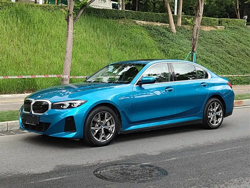 BMW i3 2022 eDrive 35 L
