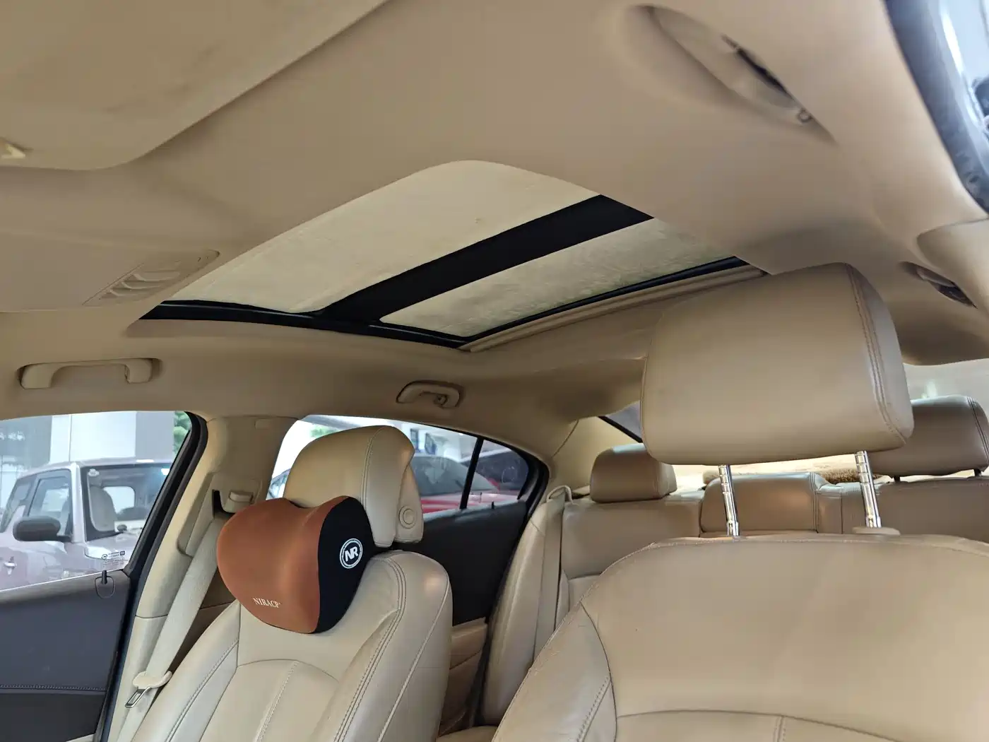 Buick LaCrosse 2012 2.4L SIDI Elegance Edition фото 12