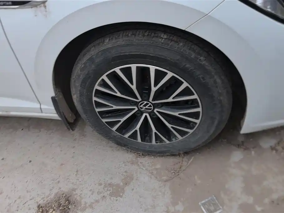 Volkswagen Sagitar 2024 200TSI DSG Flying Edition фото 6