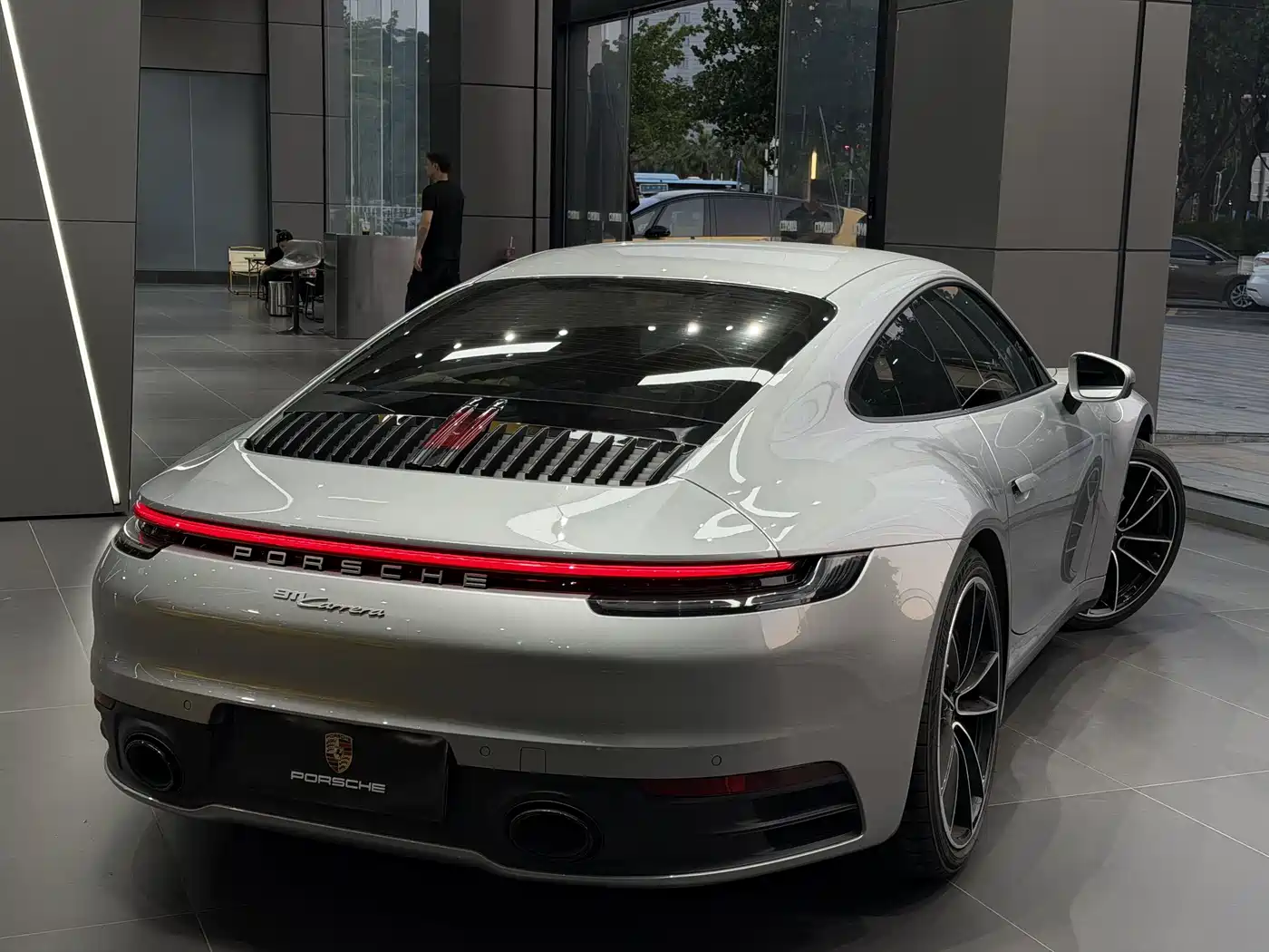 Porsche 911 2023 Carrera 3.0T фото 4