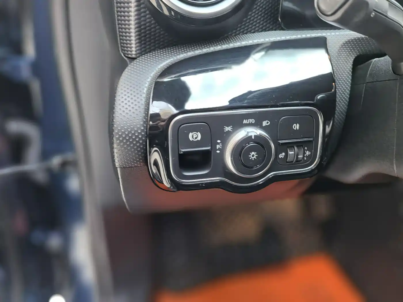 Mercedes-Benz A-Class 2019 A 180 L Sport Sedan фото 9