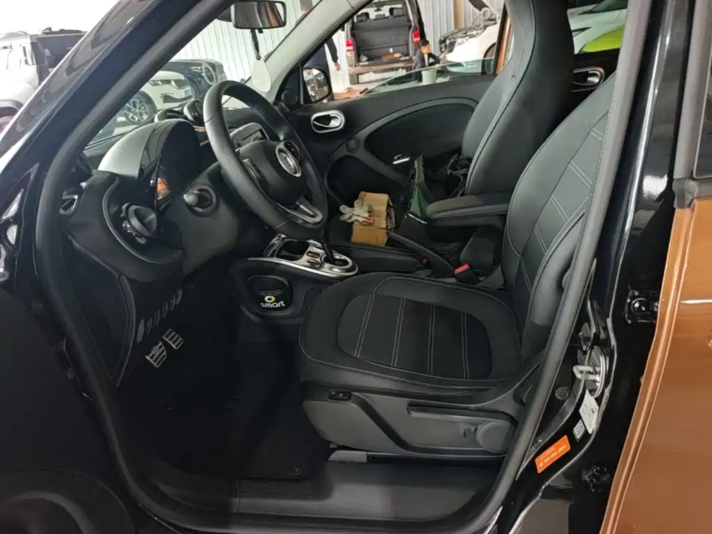 smart forfour 2016 2016 Model 0.9T 66kW Pioneer Edition
